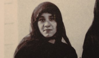 motherteresaholylife_wikimediacommons